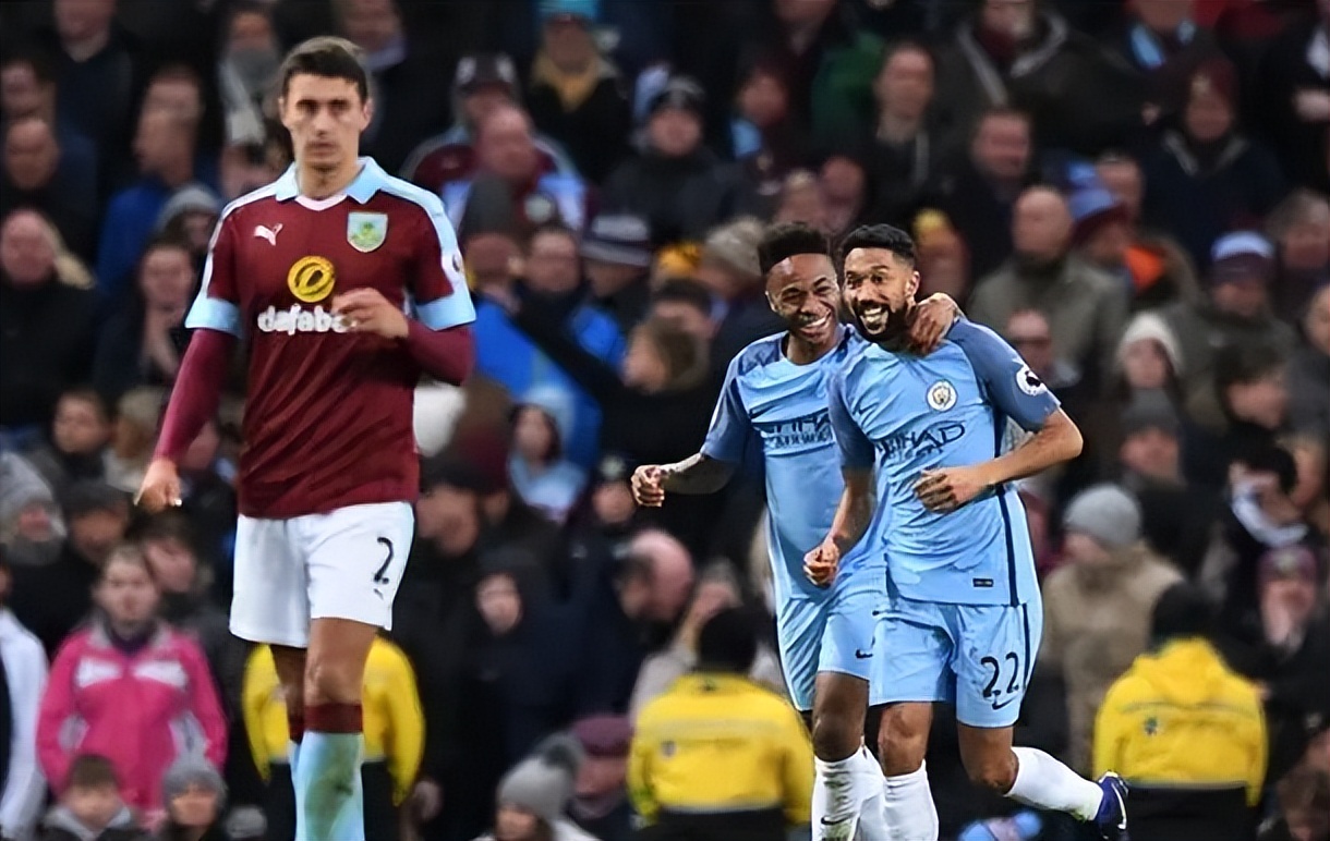 记者：汪士钦这张红牌就是多年来中国足球陋习的真实写照（记者：汪士钦染红，恰是中国足球多年积弊的缩影）