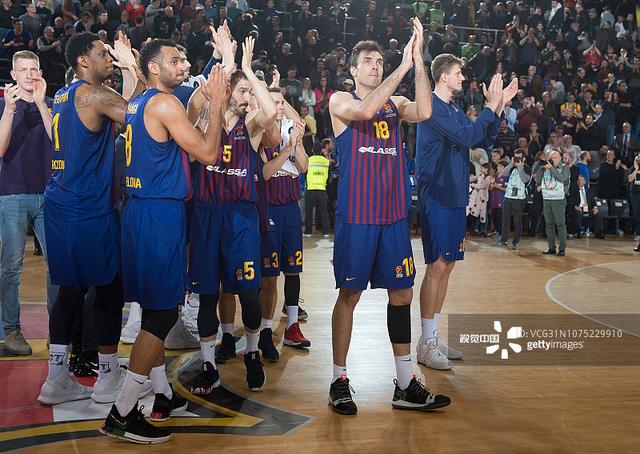 未来之星：拜仁小将卡尔引起纽卡斯尔、阿贾克斯和法兰克福的关注（拜仁新星卡尔获纽卡、阿贾克斯与法兰克福青睐）