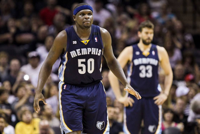 球星连续进球，引领全队节奏（球星连场破门，掌控全队节奏）