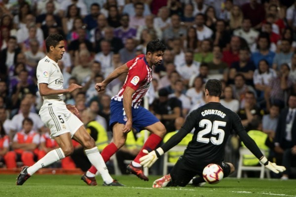 中超16队平均投入不足2亿，中足联节流难救联赛，专家呼吁多渠道开源（中超16队平均投入未达2亿，中足联仅靠节流难救市，专家建议拓展多元收入渠道）