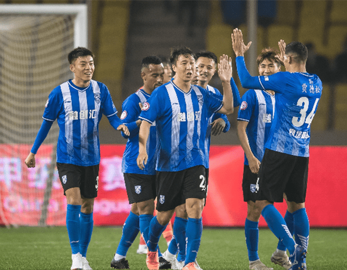 6场欧冠输掉2场，阿隆索成皇马6年来最快吃2欧冠败仗教练（6场欧冠就输两场，阿隆索成为皇马近6年最快吞下两次欧冠失利的主帅）