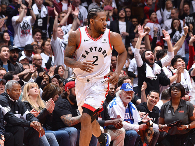 阿坎吉：在学校时发现自己擅长数学；想拥有泽林斯基的技术（阿坎吉：上学时就意识到自己数学很强，也希望拥有泽林斯基的脚下技术）